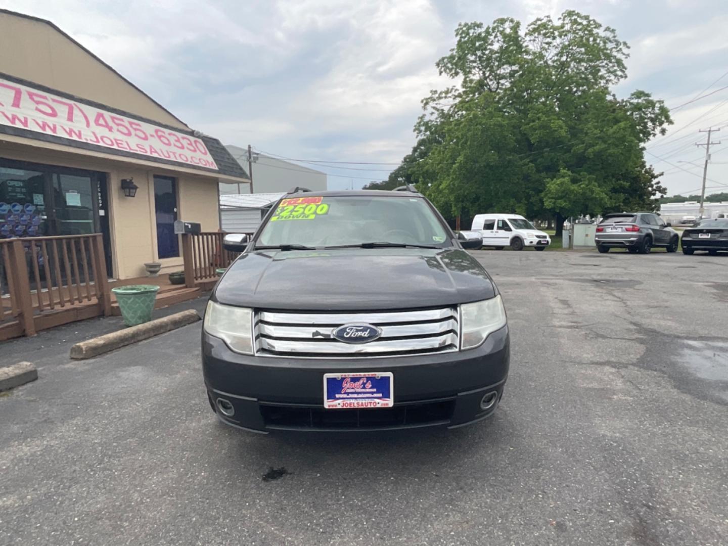 2008 Grey /Black Ford Taurus X Limited (1FMDK03W38G) , Automatic transmission, located at 5700 Curlew Drive, Norfolk, VA, 23502, (757) 455-6330, 36.841885, -76.209412 - Photo#1